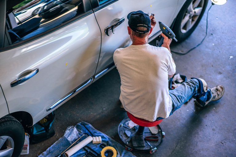 Czy warto naprawiać auto w ASO? Incognitor.pl