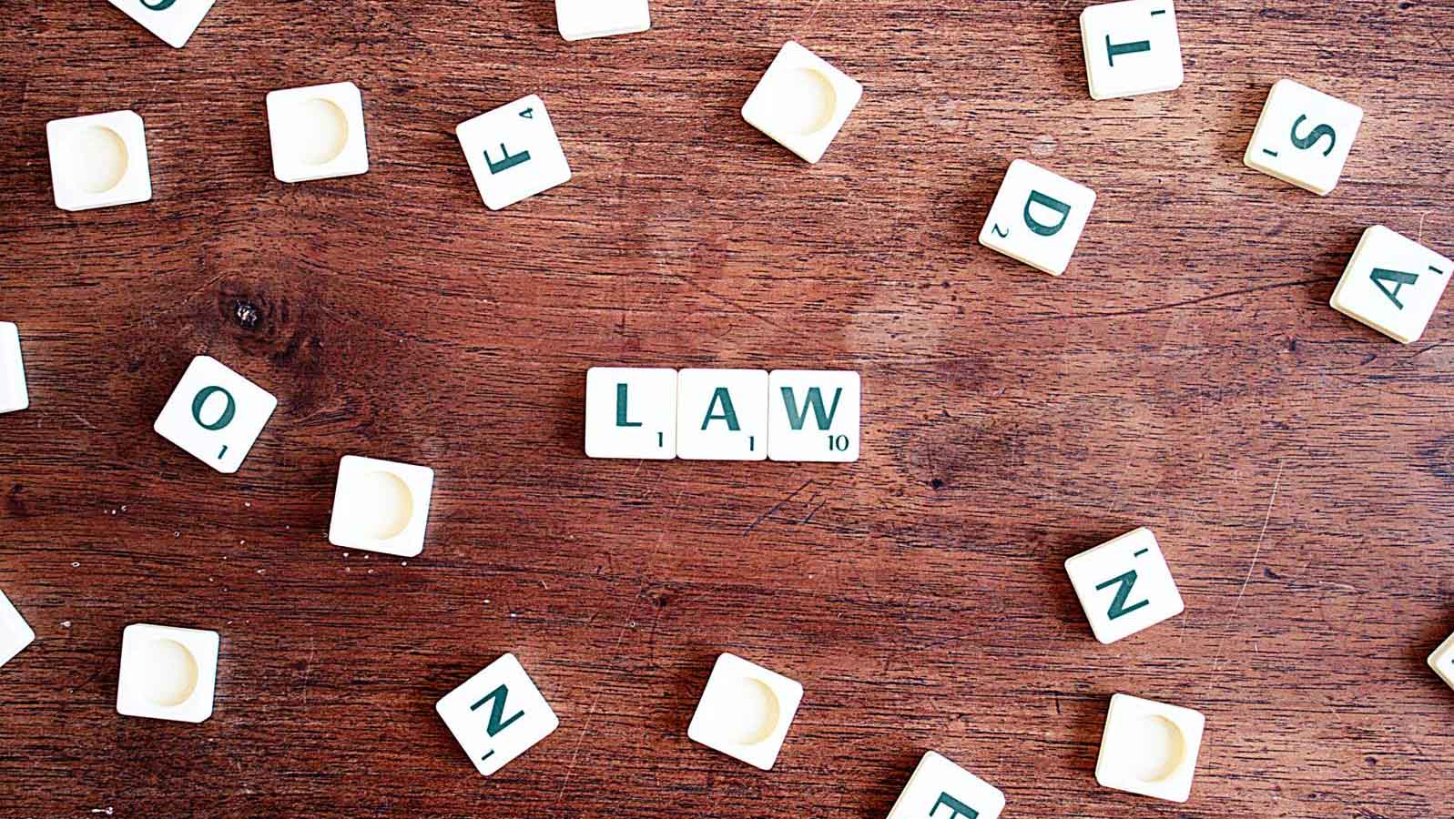 Obsługa prawna firm – jakie są możliwości?