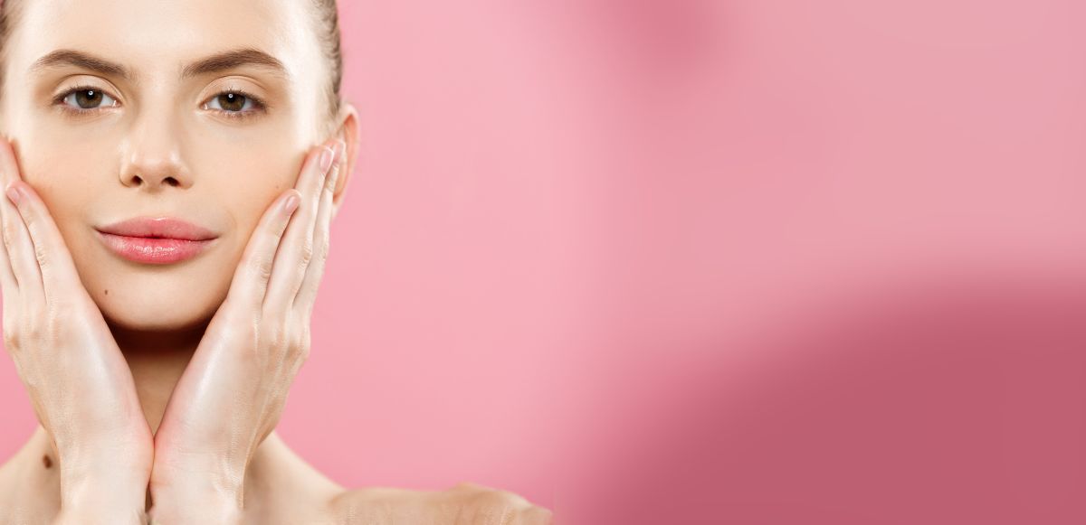 Liposukcja twarzy a wpływ na samoocenę i relacje społeczne – psychologiczne aspekty zabiegu